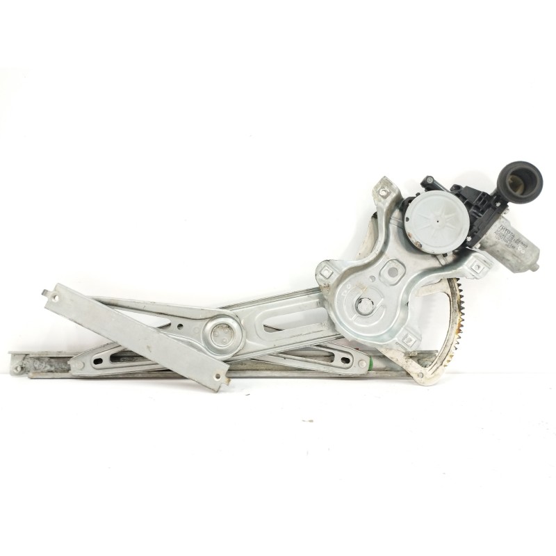 Recambio de elevalunas delantero derecho para toyota auris 2.2 d-cat referencia OEM IAM TIJERA 857100D100 