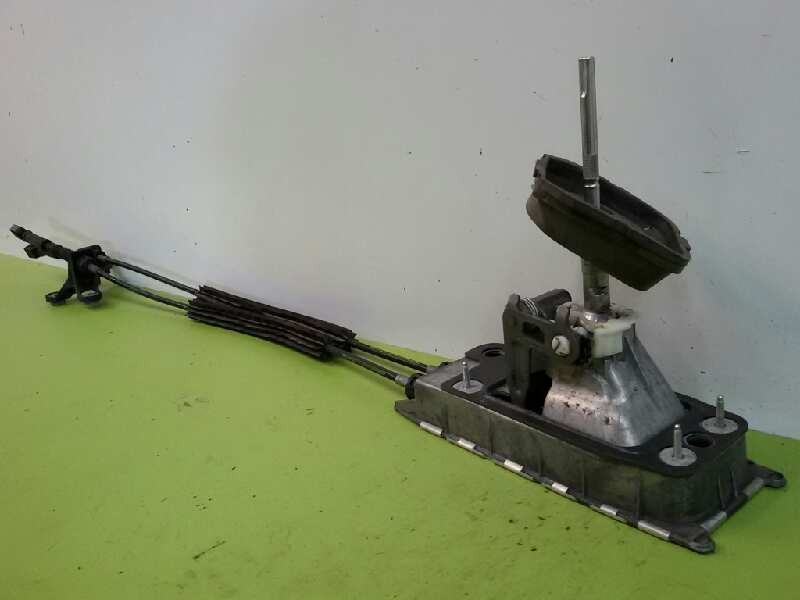 Recambio de palanca cambio para volkswagen golf vi (5k1) sport referencia OEM IAM 1Q0711049C  