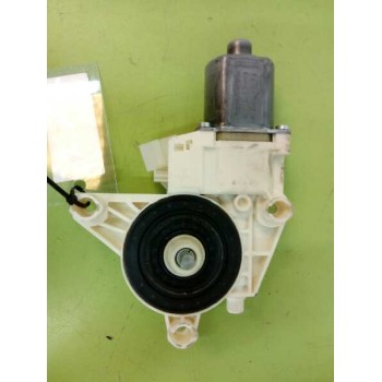 MOTOR ELEVALUNAS DELANTERO DERECHO A2048200242 