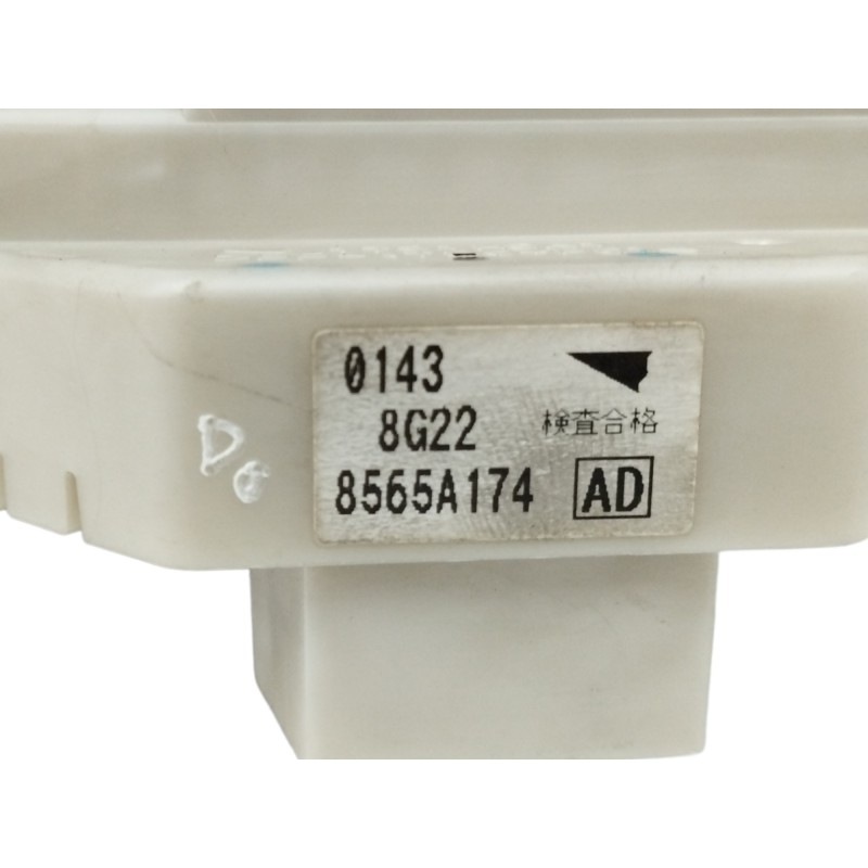 CAJA RELES / FUSIBLES