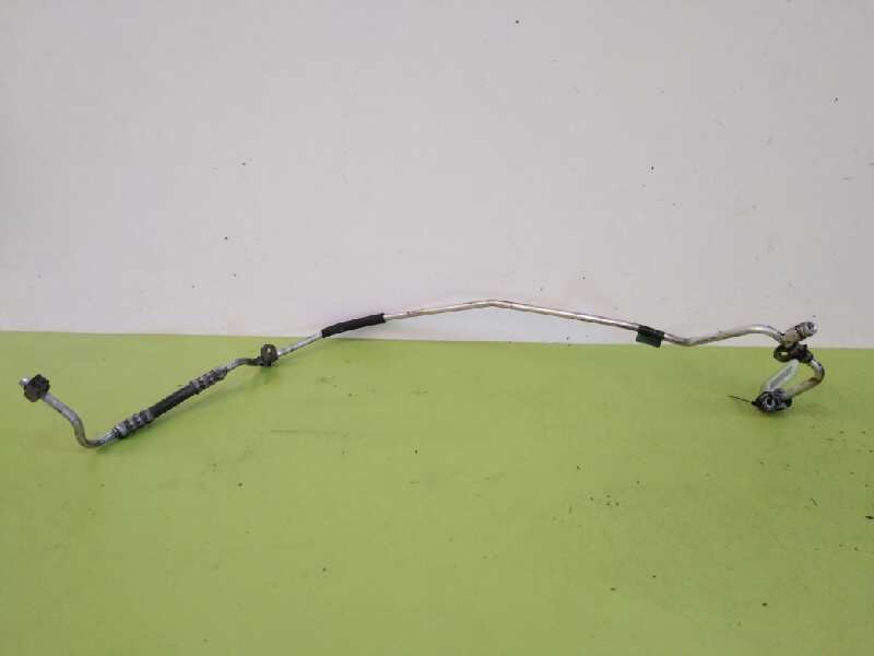 Recambio de tubos aire acondicionado para ssangyong rodius xdi deluxe 4wd referencia OEM IAM 6863021001 Recambio de tubos aire acondicionado para ssangyong rodius xdi deluxe 4wd referencia OEM IAM 6863021001