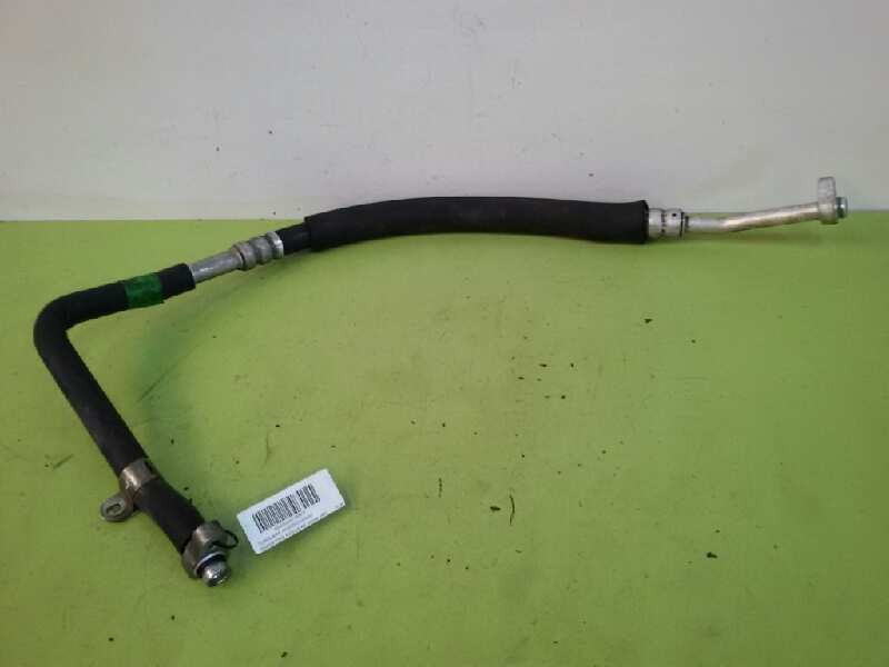 Recambio de tubos aire acondicionado para ssangyong rodius xdi deluxe 4wd referencia OEM IAM 6862021000 Recambio de tubos aire acondicionado para ssangyong rodius xdi deluxe 4wd referencia OEM IAM 6862021000