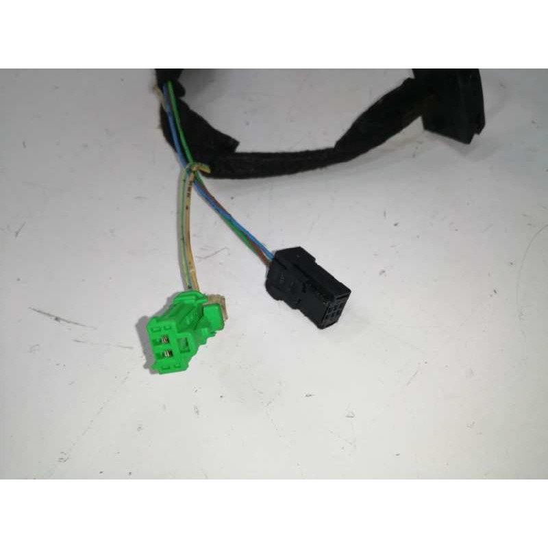 RETROVISOR IZQUIERDO ELECTRICO 3+2 CABLES
