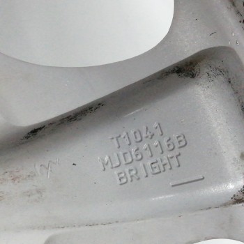 Recambio de llanta para jaguar xk8/xkr coupe 4.0 v8 32v cat referencia OEM IAM MJD6116AB BJX17CHX33 5H 5X120