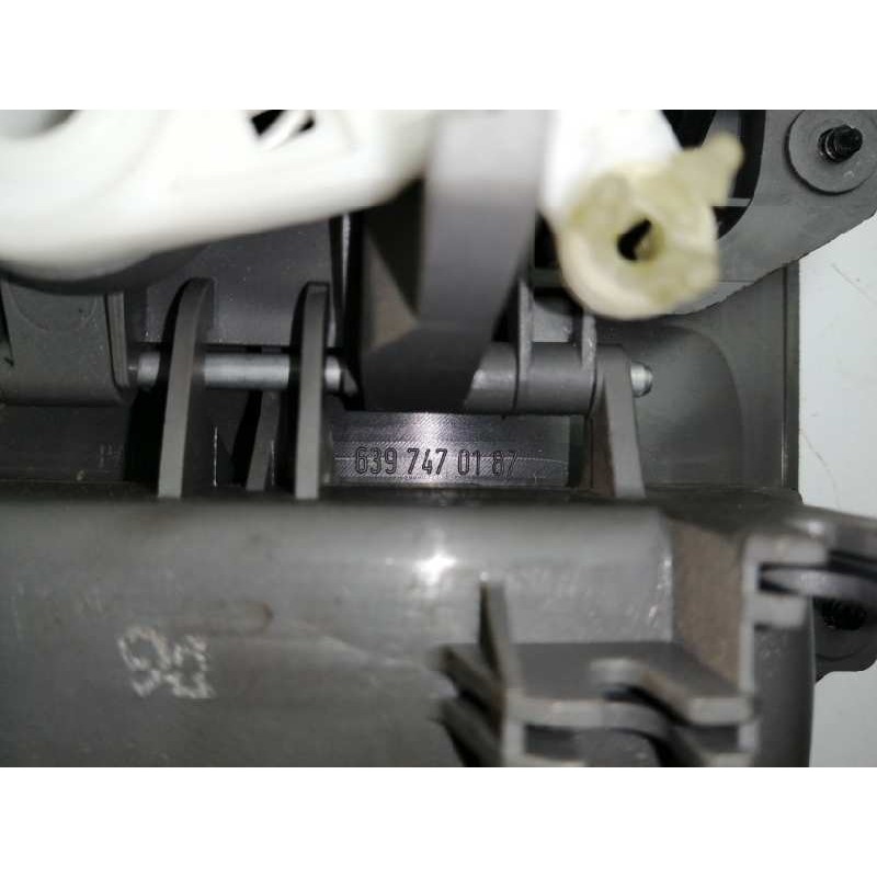 MANETA INTERIOR TRASERA DERECHA DE CARGA 6397470187