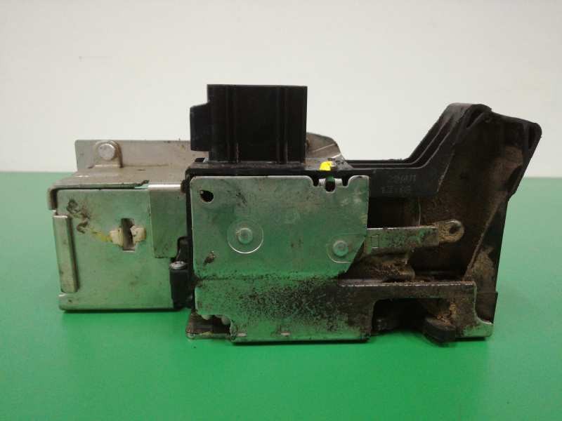 Recambio de cerradura puerta delantera derecha para ford transit connect (tc7) furgón ft 200s referencia OEM IAM 2T1AV21812BG  