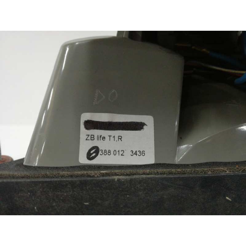 PILOTO TRASERO DERECHO