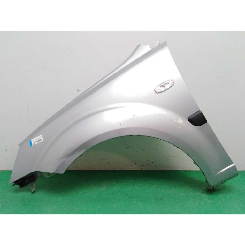 Recambio de aleta delantera izquierda para kia rio ii (jb) 1.5 crdi referencia OEM IAM  OBSERVAR FOTOS 