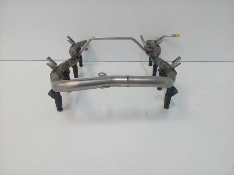 Recambio de rampa inyectora para bmw serie 5 berlina (e39) 535i referencia OEM IAM 1432530  