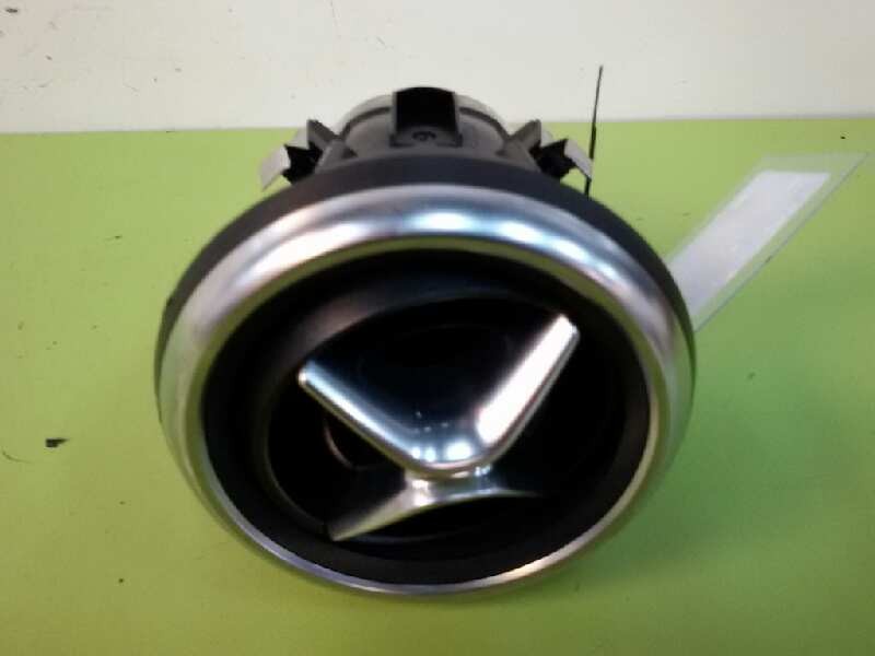 Recambio de rejilla aireadora para mercedes-benz clase a (w176) a 200 blueefficiency (176.043) referencia OEM IAM A1768300354 CE