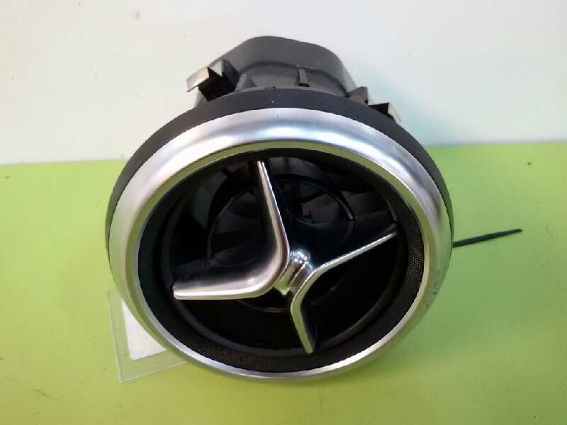 Recambio de rejilla aireadora para mercedes-benz clase a (w176) a 200 blueefficiency (176.043) referencia OEM IAM A1768300354 CE