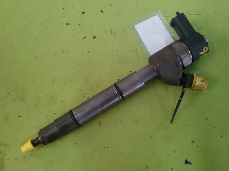Recambio de inyector para kia rio 1.5 crdi referencia OEM IAM  0445110223 