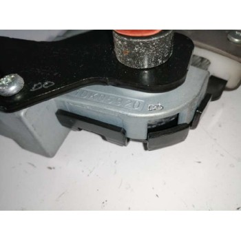 Recambio de pretensor airbag izquierdo para kia carnival / grand carnival iii (vq) 2.9 crdi referencia OEM IAM 1DK05920  