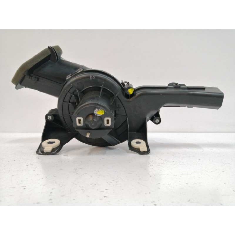 Recambio de motor calefaccion para peugeot 5008 1.6 e-hdi fap referencia OEM IAM 9683441680 TRASERO IZQUIERDO 