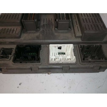 Recambio de caja reles / fusibles para citroën c5 berlina 2.0 hdi referencia OEM IAM 9649301680  