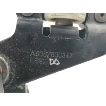 Recambio de soporte / guia puerta corredera para volkswagen crafter caja cerrada 2.0 tdi referencia OEM IAM A9067600347 DERECHA 