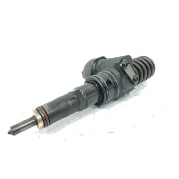 Recambio de inyector para volkswagen passat berlina (3b3) 1.9 tdi referencia OEM IAM 038130073BA  
