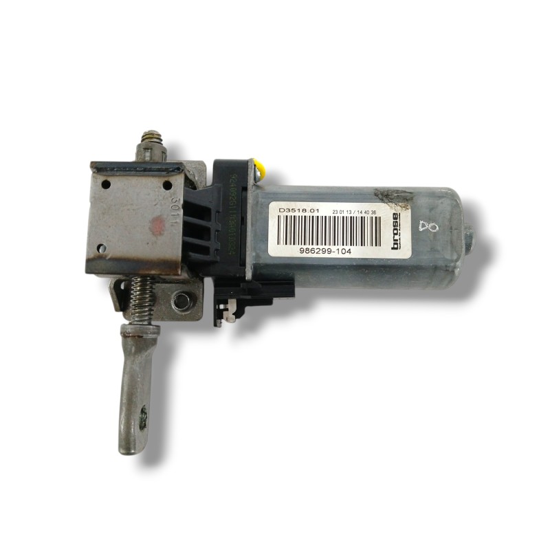 NO IDENTIFICADO MOTOR DE ASIENTO DELANTERO DERECHO