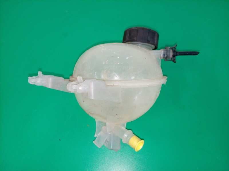 Recambio de deposito expansion para citroën c3 tonic referencia OEM IAM 9800777280 Recambio de deposito expansion para citroën c3 tonic referencia OEM IAM 9800777280