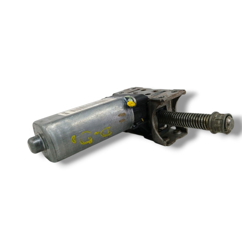 NO IDENTIFICADO MOTOR DE ASIENTO DELANTERO DERECHO