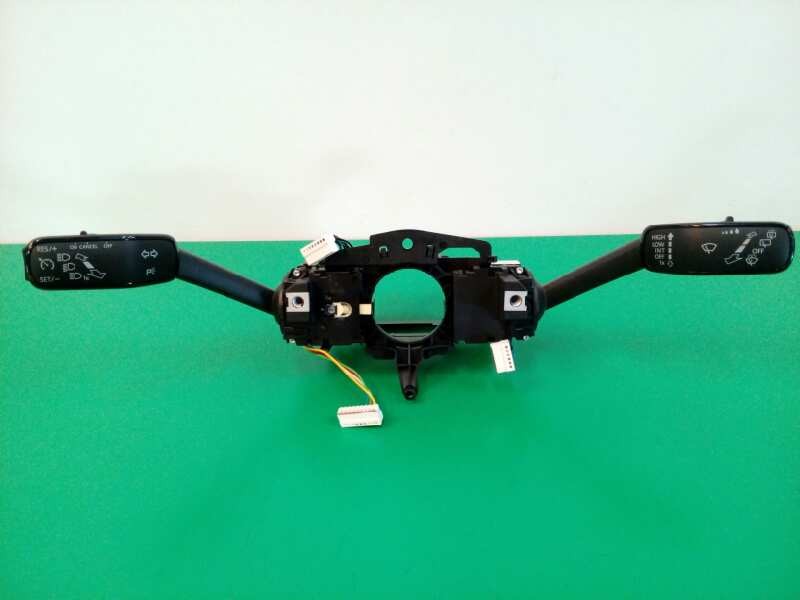 Recambio de mando multifuncion para seat leon (5f1) 1.4 16v tsi referencia OEM IAM 5Q0953507GD Recambio de mando multifuncion para seat leon (5f1) 1.4 16v tsi referencia OEM IAM 5Q0953507GD