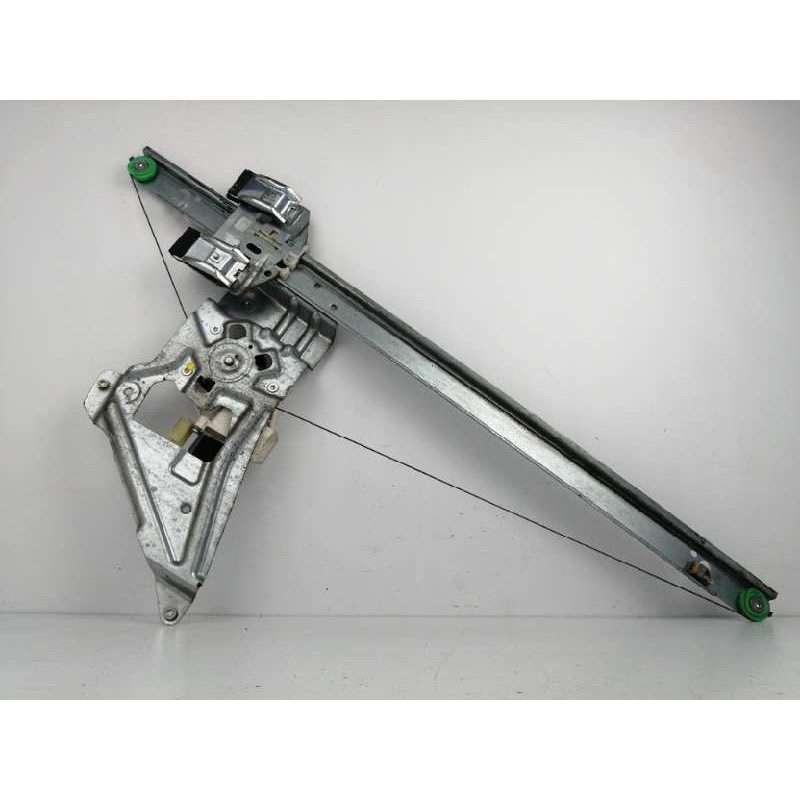 Recambio de elevalunas delantero izquierdo para volkswagen crafter caja cerrada 2.0 tdi referencia OEM IAM A9067200046 A00682054