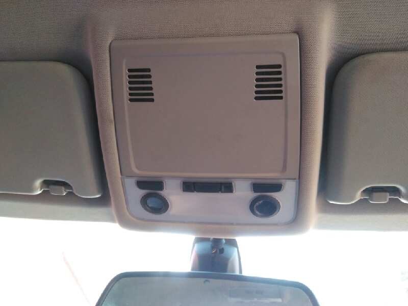 Recambio de luz interior para bmw serie 3 berlina (e90) 320d referencia OEM IAM 6976291  03117473