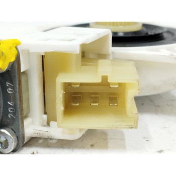 Recambio de motor elevalunas delantero derecho para mercedes-benz clase c (w204) c 320 cdi (204.022) referencia OEM IAM A2048200