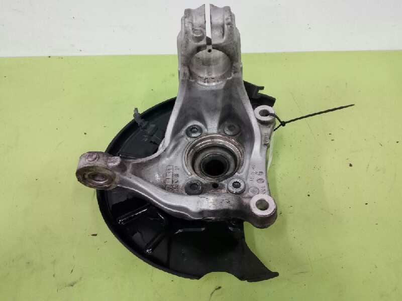 Recambio de mangueta delantera izquierda para volkswagen passat berlina (3c2) highline referencia OEM IAM 3C0407257G 805657A 