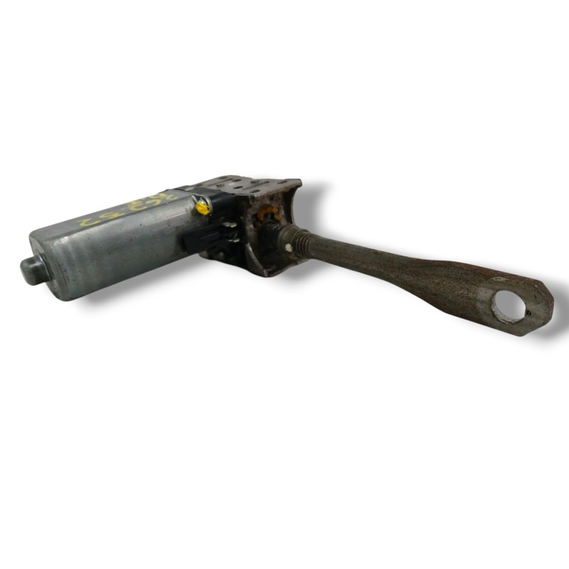 NO IDENTIFICADO MOTOR DE ASIENTO DELANTERO IZQUIERDO