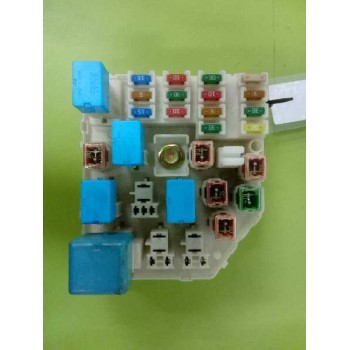 CAJA RELES / FUSIBLES 0150 4L15 