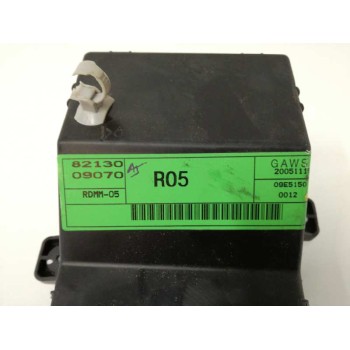 Recambio de caja reles / fusibles para ssangyong kyron 200 xdi 2wd referencia OEM IAM 8213009070  