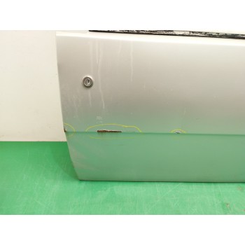 Recambio de puerta delantera derecha para renault fuego 2.0 referencia OEM IAM  OBSERVAR FOTOS 