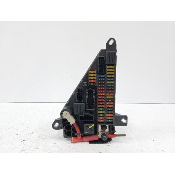 Recambio de caja reles / fusibles para bmw 5 touring (e61) 520 d referencia OEM IAM 690661804  