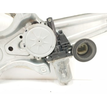 Recambio de elevalunas trasero izquierdo para toyota auris 2.2 d-cat referencia OEM IAM TIJERA 857100D100 