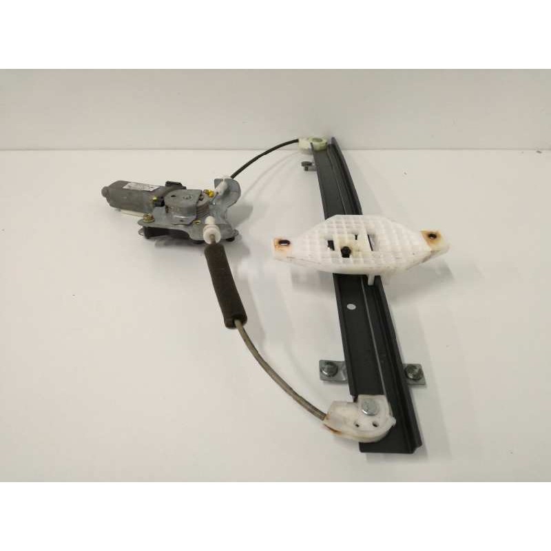 Recambio de elevalunas trasero izquierdo para ssangyong kyron 200 xdi 2wd referencia OEM IAM 8810021002  