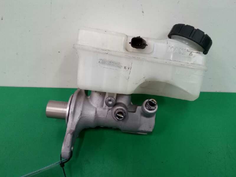 Recambio de bomba freno para renault clio iv zen referencia OEM IAM 460915125R  