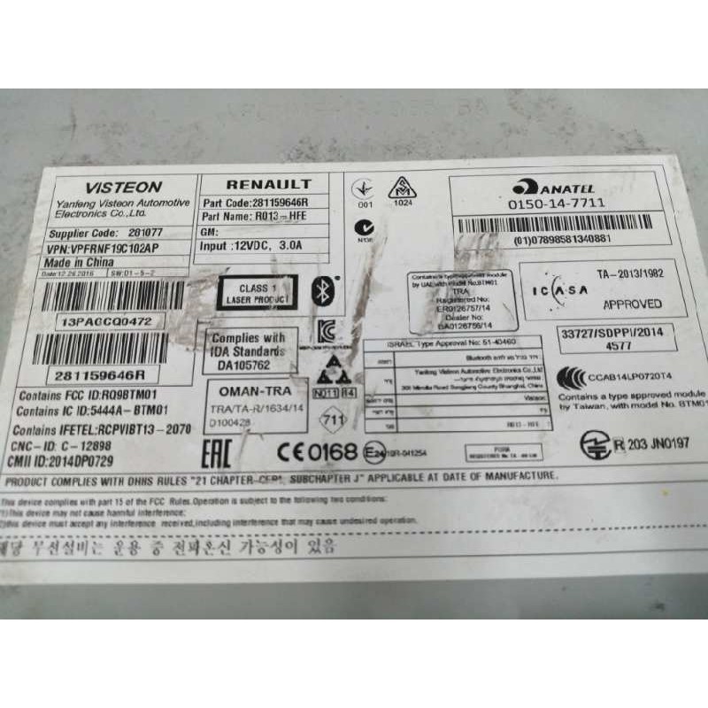SISTEMA AUDIO / RADIO CD SIN MARCO FRONTAL DEFECTO ENCHUFE ANTENA