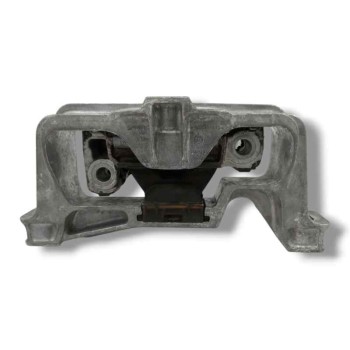 SOPORTE MOTOR DERECHO A2462402617 