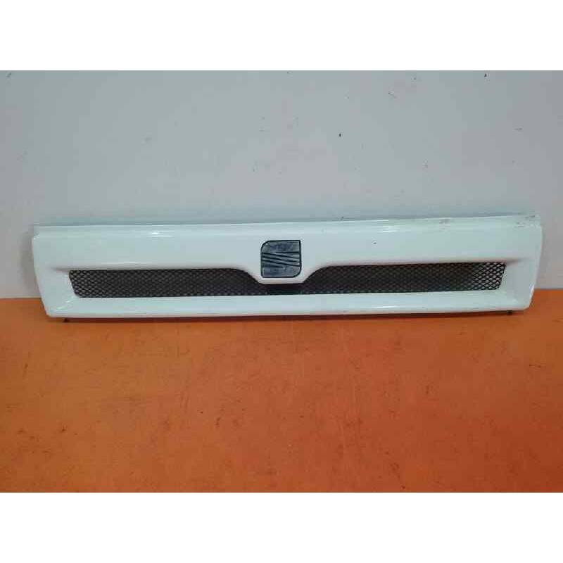 Recambio de rejilla delantera para seat ibiza glx referencia OEM IAM   