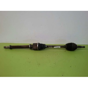 Recambio de transmision delantera derecha para renault clio iii luxe privilege referencia OEM IAM 8200618111  