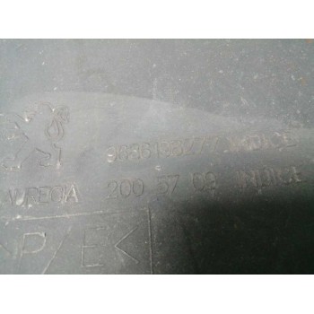 Recambio de paragolpes trasero para peugeot 5008 1.2 12v e-thp referencia OEM IAM 9686198277 OBSERVAR FOTOS PESTAÑAS ROTAS