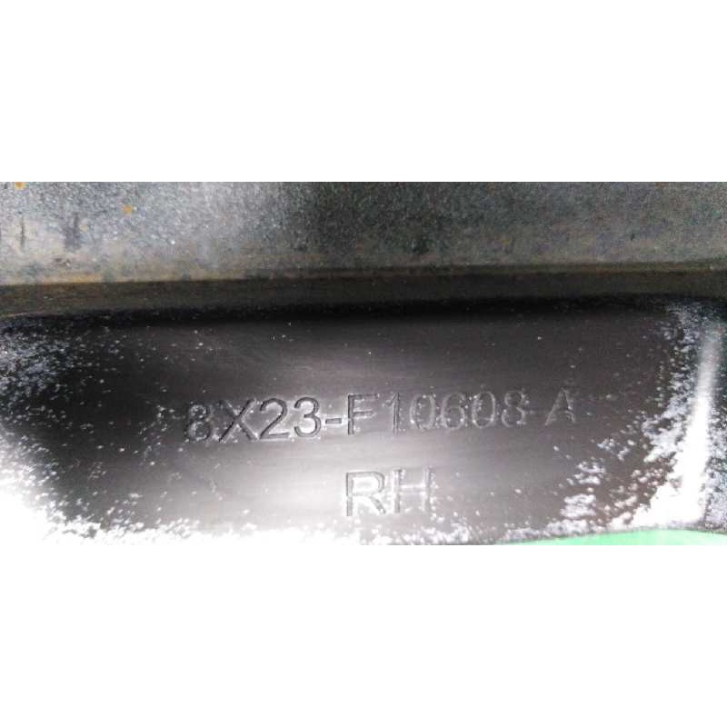 FALDON LATERAL LATERAL LADO DERECHO C2Z5442XXX
