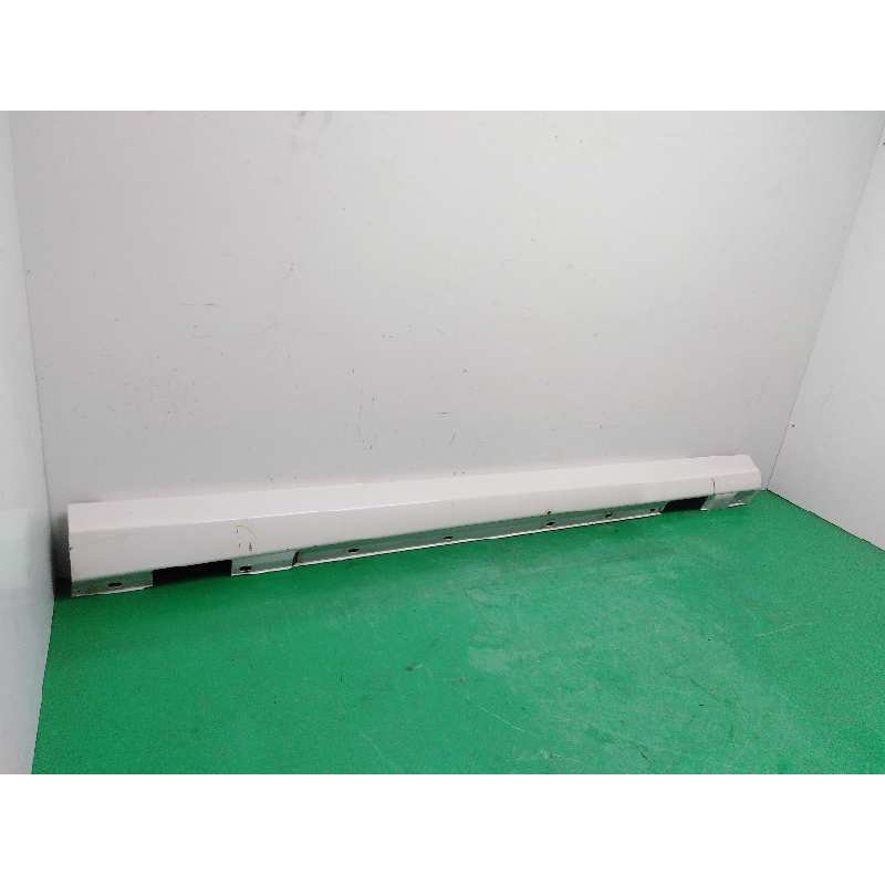 FALDON LATERAL LATERAL DERECHO