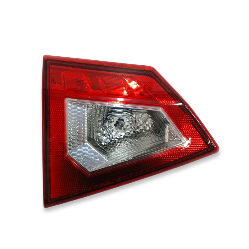 Recambio de piloto trasero izquierdo interior para suzuki vitara 1.6 ddis glx 4x4 referencia OEM IAM   