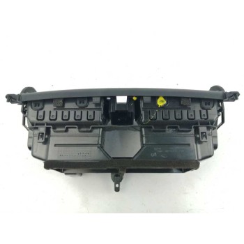 Recambio de rejilla aireadora para renault latitude (l70_) 2.0 dci 150 (l70h) referencia OEM IAM 278600288R DELANTERA CENTRAL 68