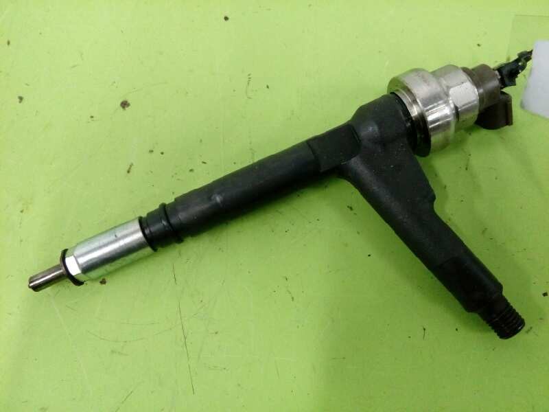 Recambio de inyector para opel combo (corsa c) cargo referencia OEM IAM 8973138614  