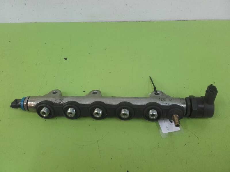 Recambio de rampa inyectora para renault scenic ii grand dynamique referencia OEM IAM 0445214114 H82426550 