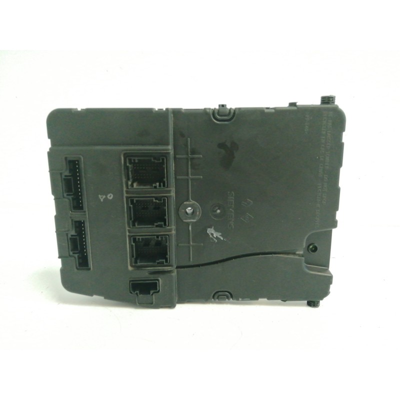 Recambio de caja reles / fusibles para renault scenic ii 1.5 dci diesel referencia OEM IAM 8200606826 S118400150H 