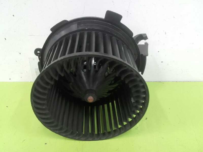 Recambio de motor calefaccion para peugeot 206+ básico referencia OEM IAM 6424501  